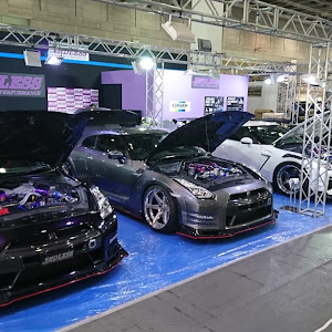 NISSAN GT-R