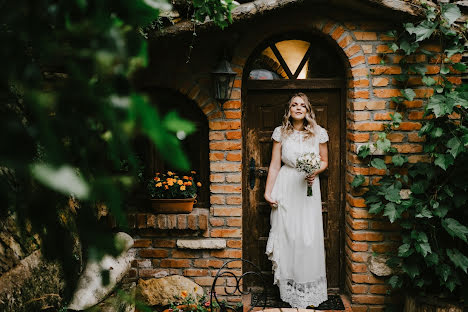 Fotógrafo de casamento Nastya Dubrovina (nastyadubrovina). Foto de 28 de agosto 2019