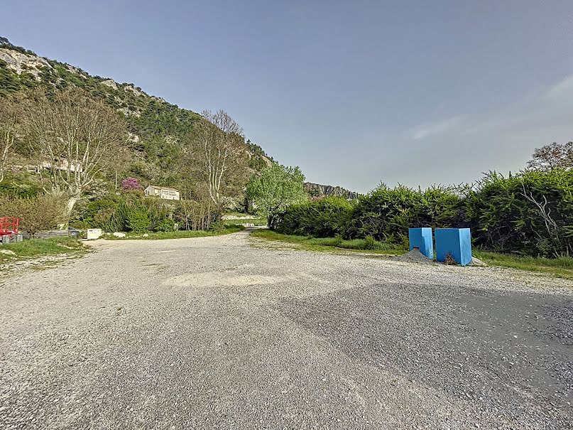 Vente terrain  800 m² à Les Pilles (26110), 71 000 €