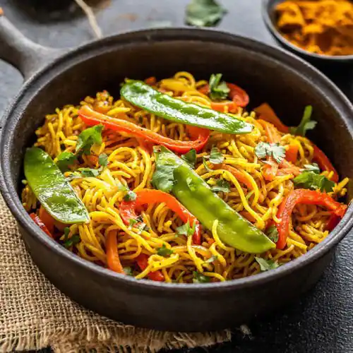 Veg Singapuri Noodles