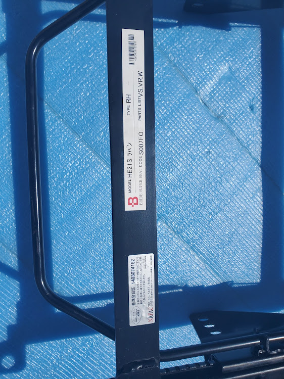 Keiワークスのいいね＆フォロー＆コメントありがとうございます・鹿児島・油圧&油温計・仕様変更中・フルバケットシート取り付けに関するカスタム事例の投稿画像4枚目