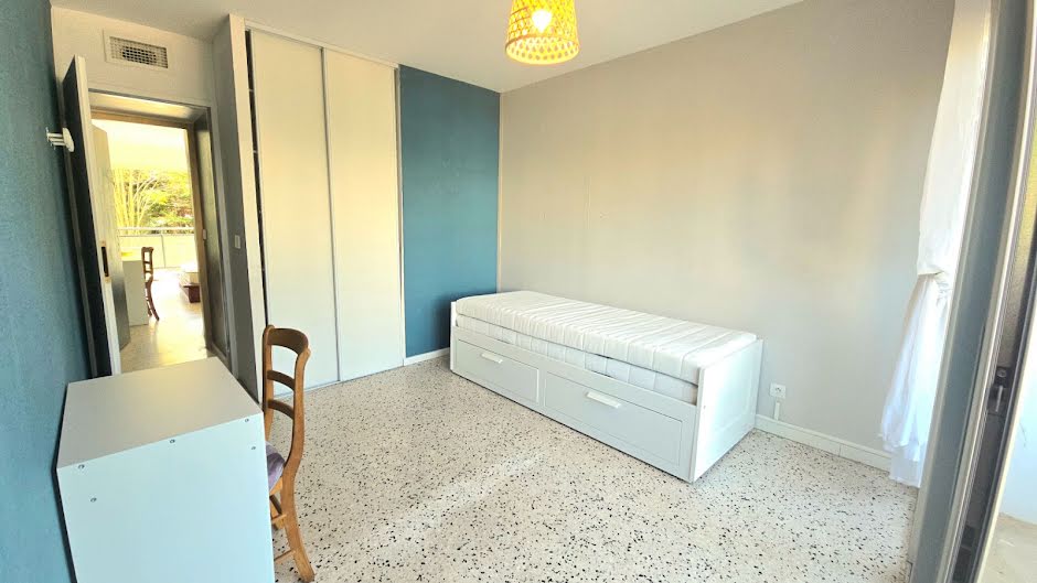 Location meublée appartement 5 pièces 99.13 m² à Montpellier (34000), 460 €