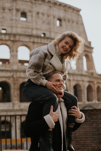 Fotografo di matrimoni Yuliya Kundera (julikundera). Foto del 5 febbraio 2020