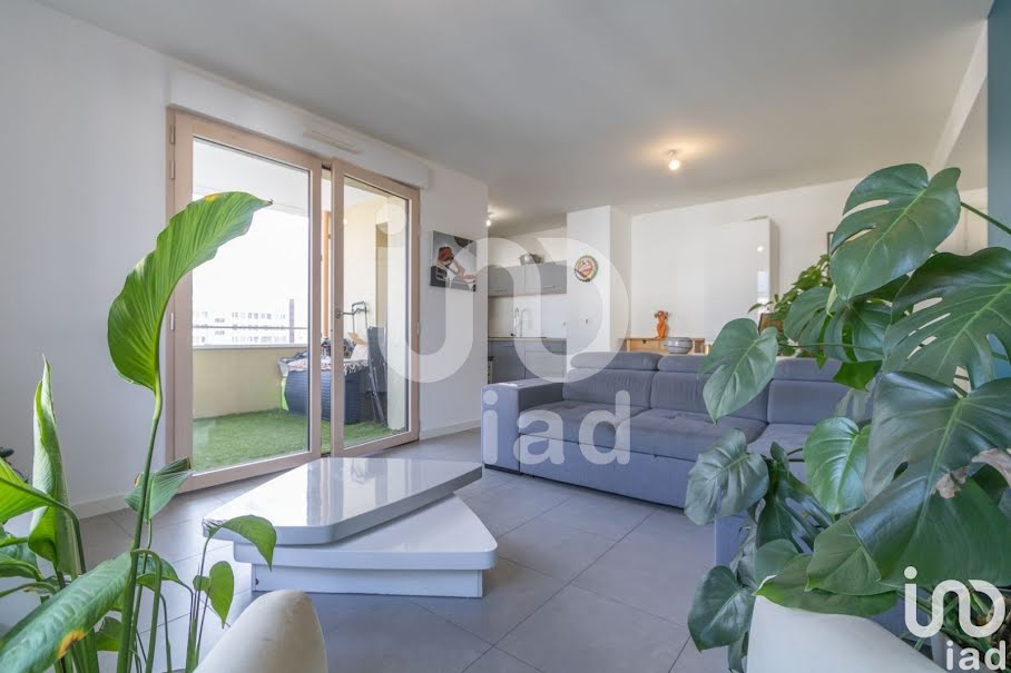 Vente appartement 3 pièces 61 m² à Saint-Priest (69800), 230 000 €