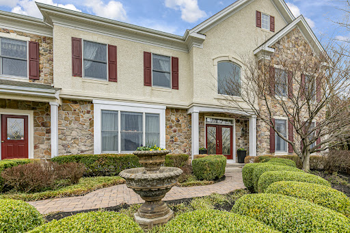 Property with pool 2