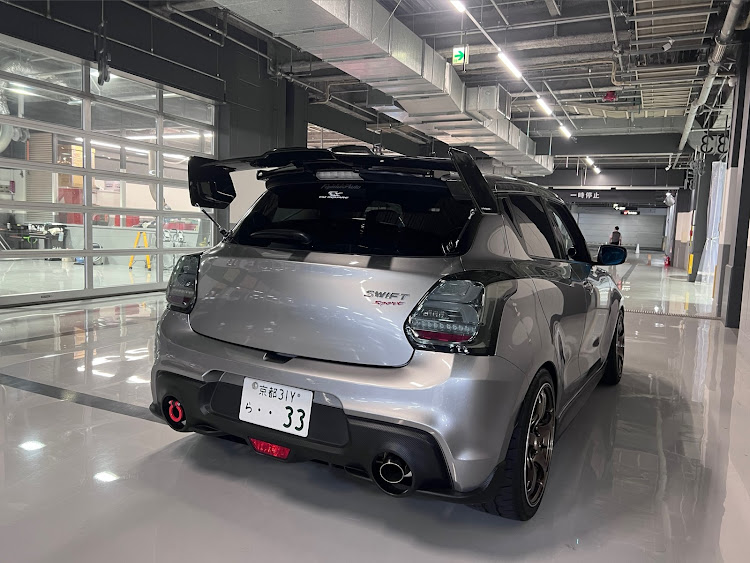スイフトスポーツのスイスポzc33s・梅雨の晴れ間・A PITオートバックス京都四条・TM SQUAREに関するカスタム事例の投稿画像1枚目
