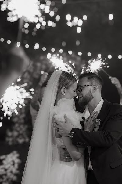 Fotógrafo de casamento Alina Vinogradova (alinavinog11). Foto de 6 de agosto 2023