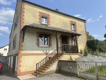 maison à Boué (02)