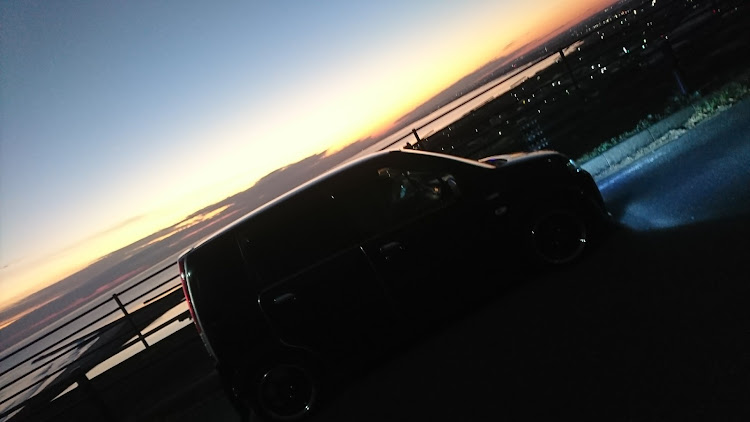 ムーヴカスタムの夕陽・平成最後の大晦日・ドライブに関するカスタム事例の投稿画像1枚目