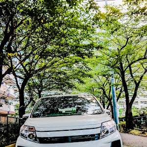 ノア ZRR80W