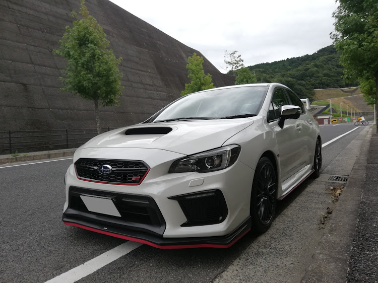 WRX STIのWRX STI・VAB・広島・洗車に関するカスタム事例の投稿画像1枚目