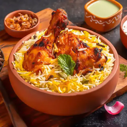 Chicken Hyderabadi Dum Biryani