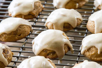 Pumpkin Chocolate Chip Cookies
