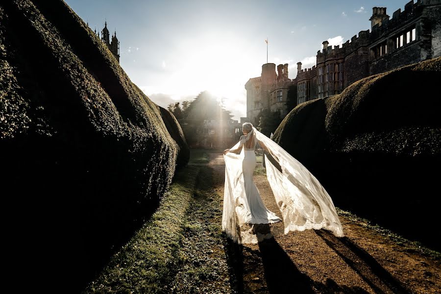 Fotógrafo de casamento Daniyar Shaymergenov (njee). Foto de 16 de janeiro 2019