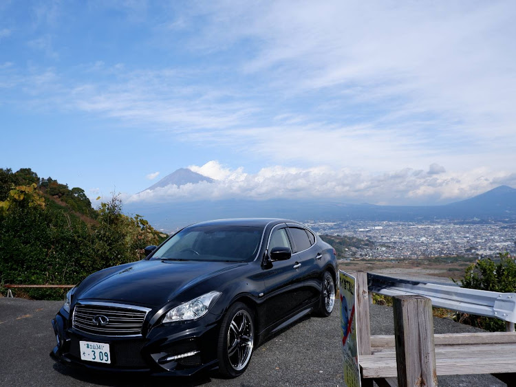 フーガの昭和の會・有名スポット・富士山と愛車に関するカスタム事例の投稿画像9枚目