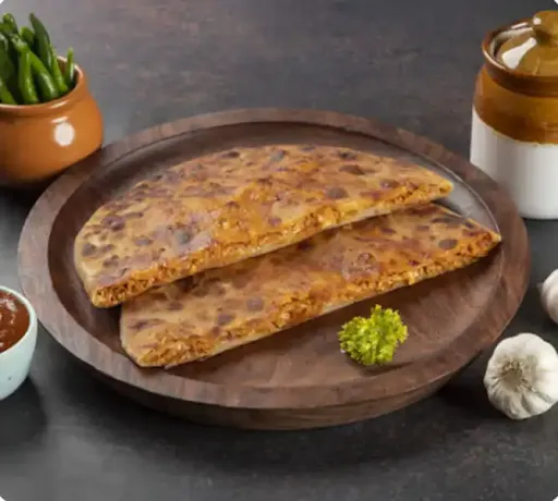 Chicken Schezwan Paratha