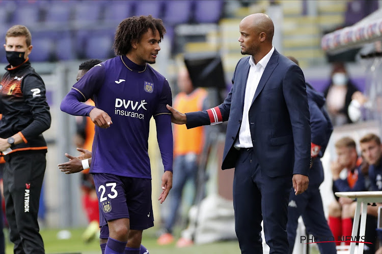 Kompany wéét dat sommige spelers voor hem kiezen en niet voor Anderlecht: "Ik benadruk mijn verleden niet, maar...ik verberg het ook niet"