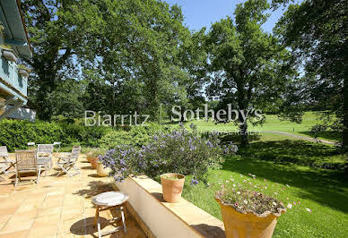 Seaside house with garden and terrace 2