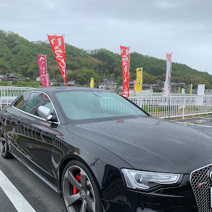 RS5 クーペ