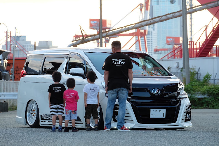 アルファードのドライブ・DIY・洗車・スーパーカーニバル2018に関するカスタム事例の投稿画像23枚目