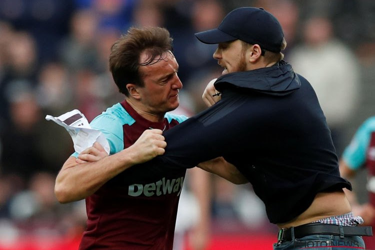 Violences entre supporters et joueurs et envahissement du terrain à West Ham (vidéo)