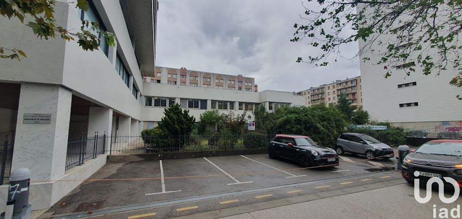 Vente locaux professionnels  540 m² à Grenoble (38000), 1 000 000 €