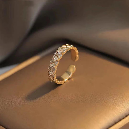 Title 5, Advanced Sense Fashion Personality Ring. Predic...
