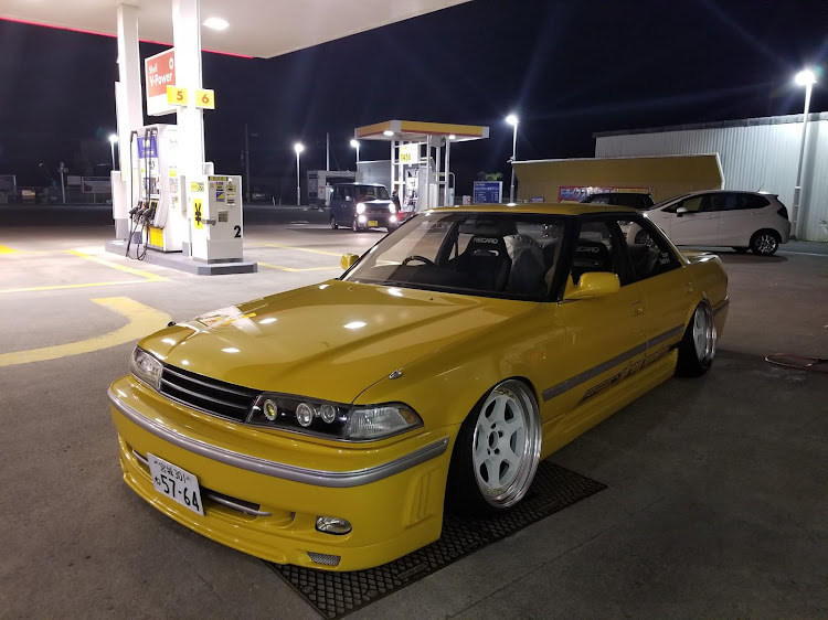 マークIIのホリデースタイル・エムズガレージ・洗車・ホイール交換に関するカスタム事例の投稿画像1枚目