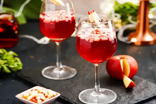 Madam Mayo Sangria