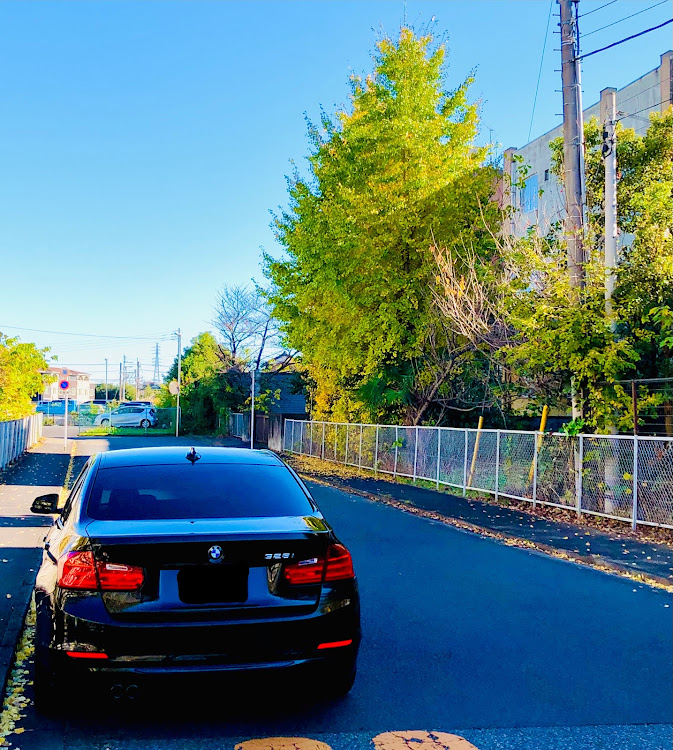 3シリーズ セダンの11月もよろしくお願いします・紅葉シーズン・家族サービスは大事・洗車&コーティングに関するカスタム事例の投稿画像2枚目