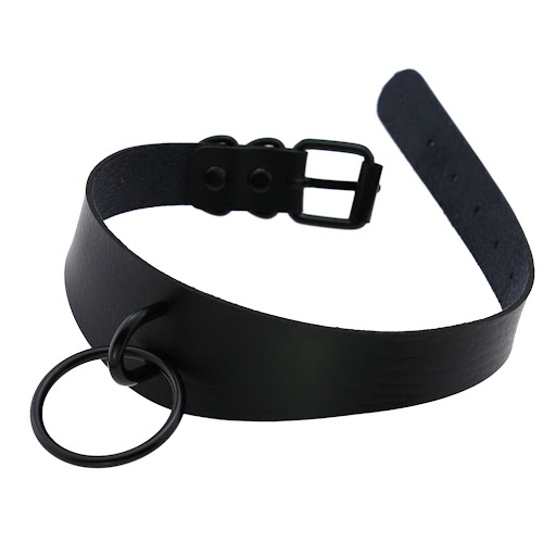 Title 17, Collier rond en cuir pour femme. Un bijou éléga...