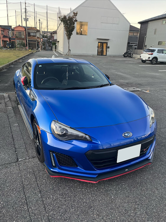 BRZの#お出かけ・#ドライブ・つかれた〜(◍´ᯅ `◍)に関するカスタム事例の投稿画像1枚目