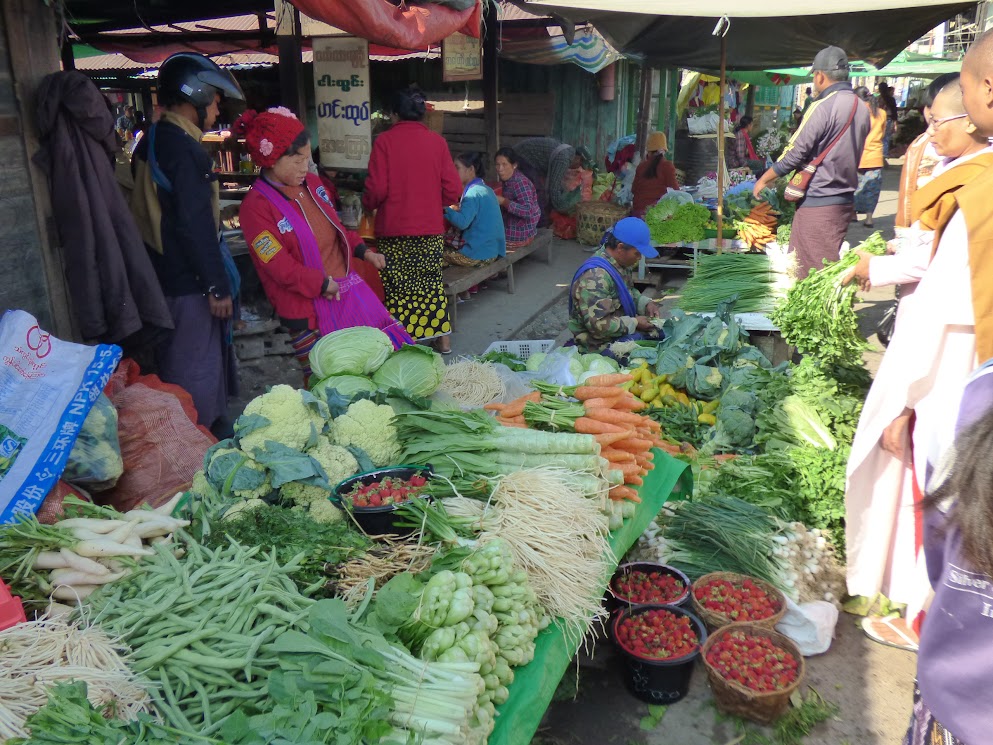 marché de nyaungshwe