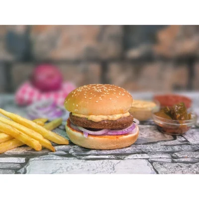 Chicken Achaari Burger Meal (With Small Fries)