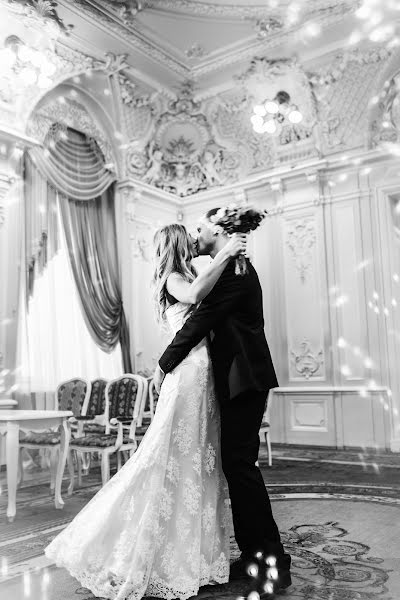 Wedding photographer Alina Ovsienko (ovsienko). Photo of 17 January 2018