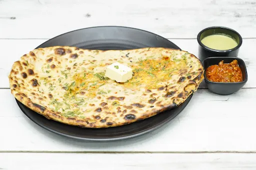 Aloo Pyaaz Naan