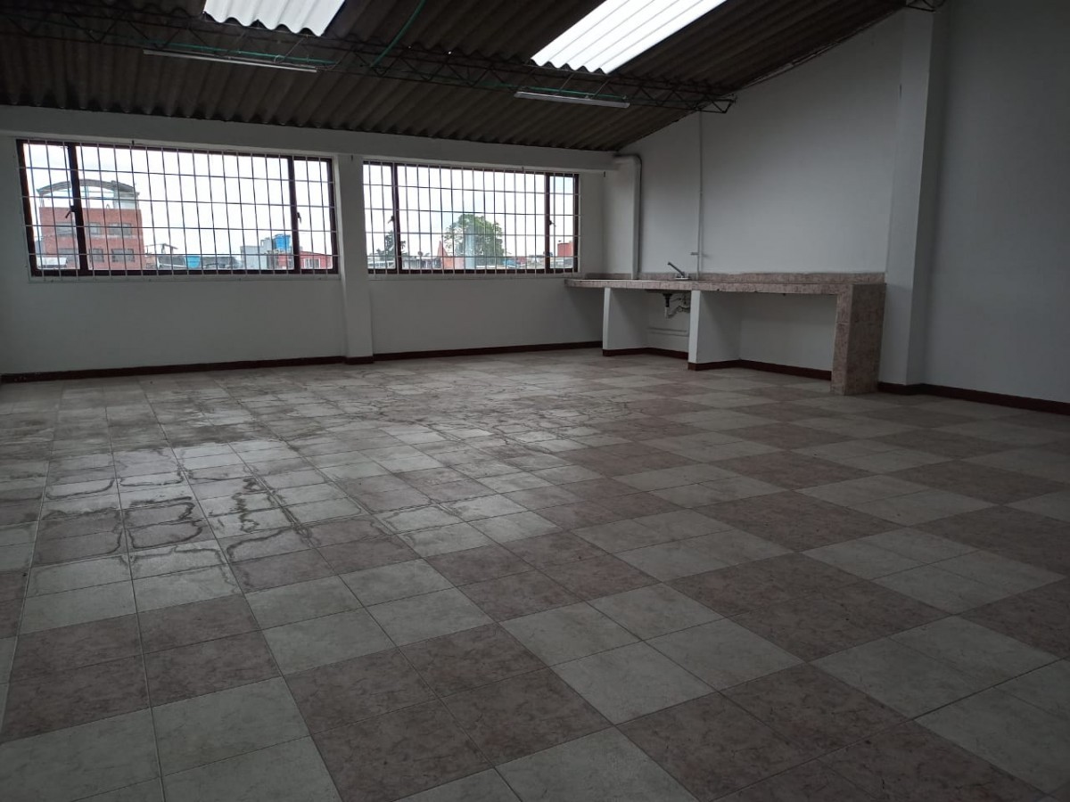 Local En Arriendo - Santa Helenita, Bogota