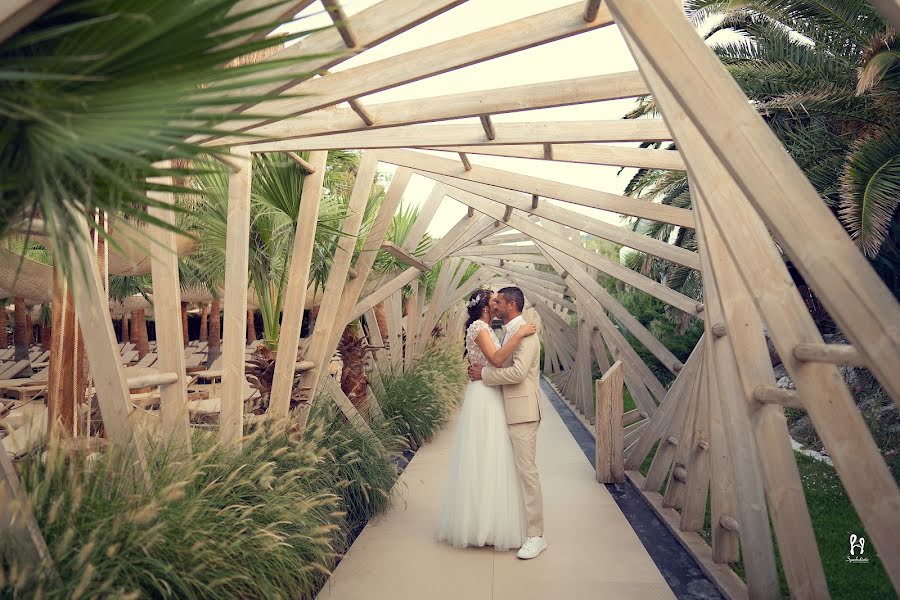 Fotografer pernikahan Adrian Cer (symbolistic). Foto tanggal 25 Februari 2023