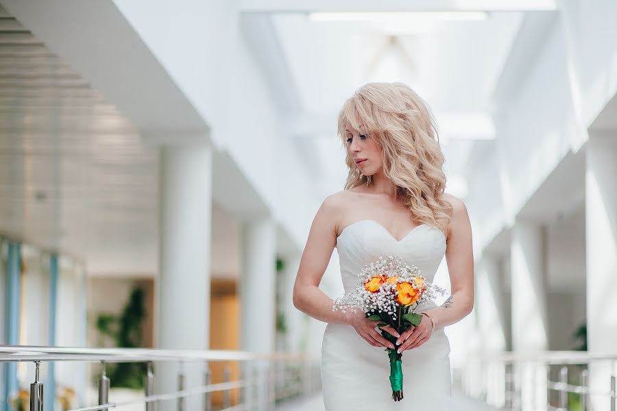 Wedding photographer Dmitriy Stenko (loveframe). Photo of 24 February 2017