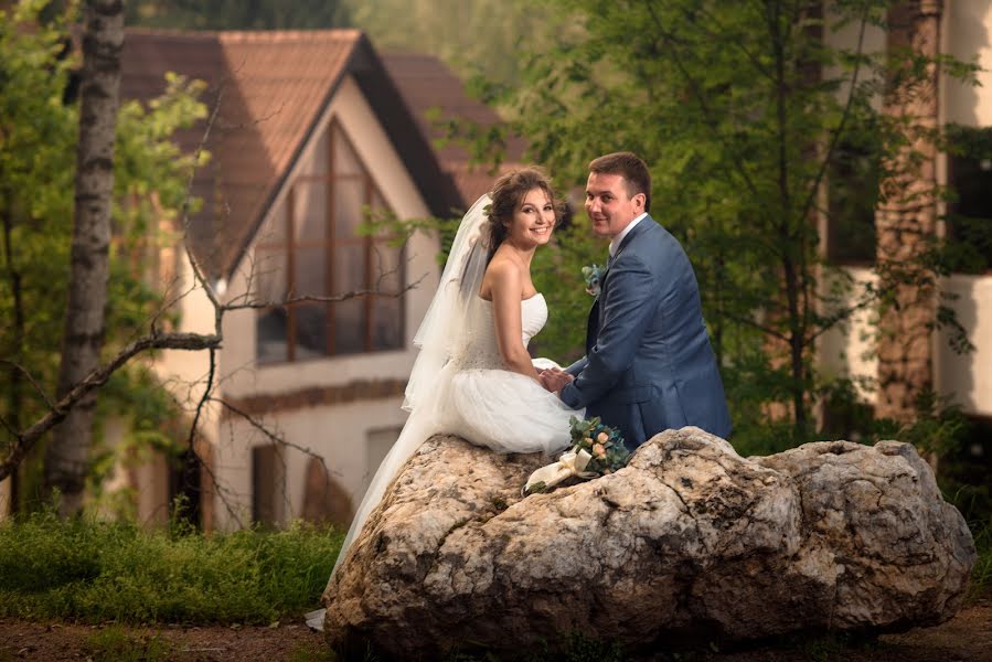 Fotógrafo de casamento Svetlana Carkova (tsarkovy). Foto de 19 de fevereiro 2017