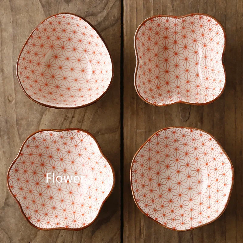 Vaisselle en céramique sous glaçure pour la maison Sublimez vos repas avec des pièces uniques et résistantes, idéales pour un usage quotidien et festif.