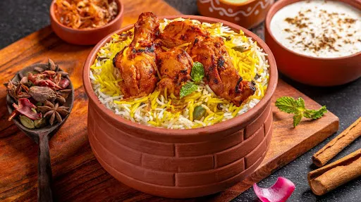 Chicken Dum Handi Biryani (4 Pcs).