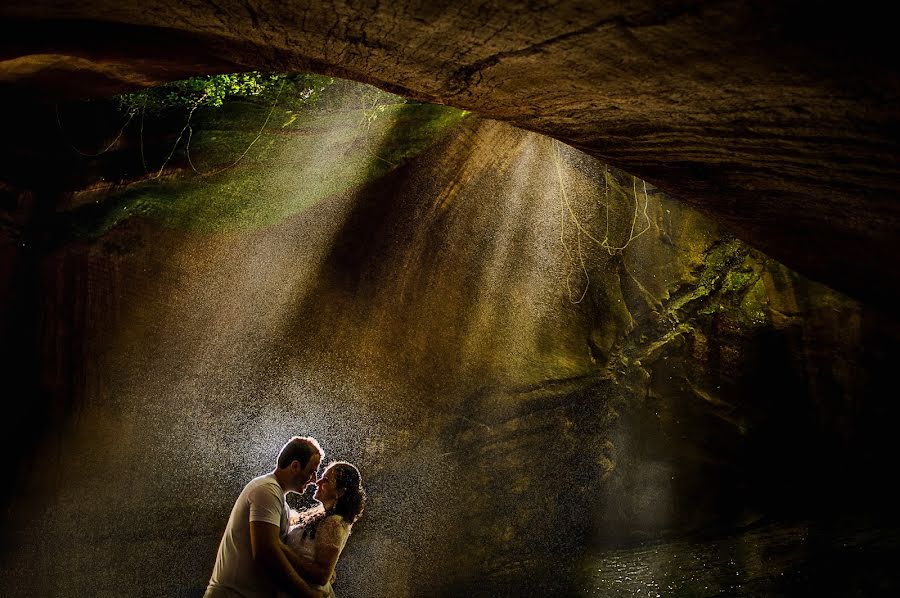 Wedding photographer Nei Bernardes (bernardes). Photo of 6 December 2014