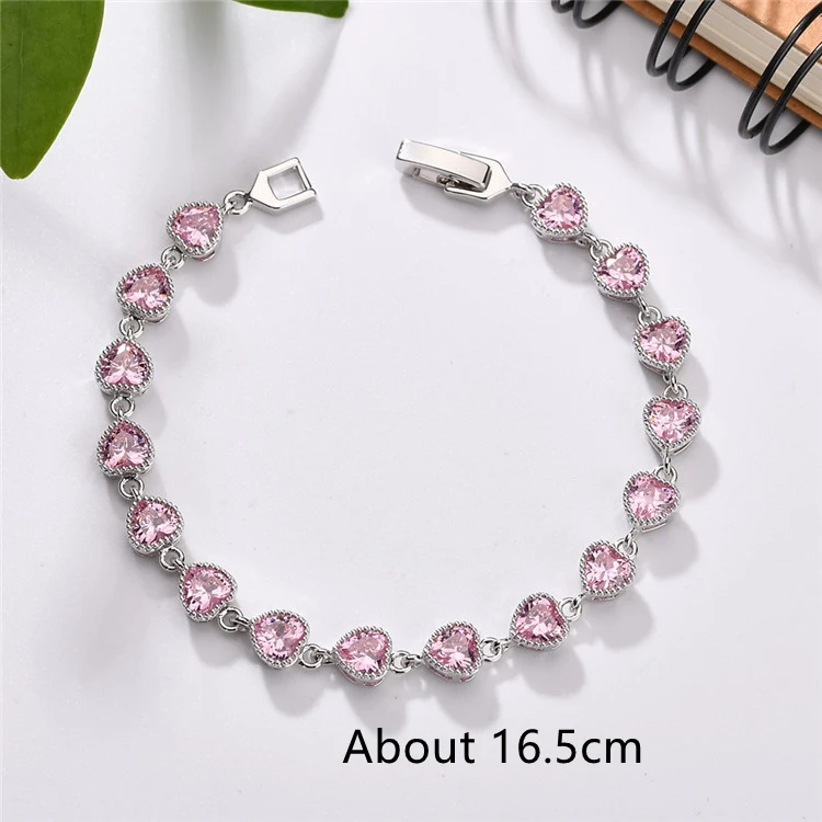 Bracelet Love avec zircon AAA incrusté de cuivre. Bijou élégant et romantique pour femmes. Cadeau idéal, sublime votre beauté et ajoute une touche de glamour.