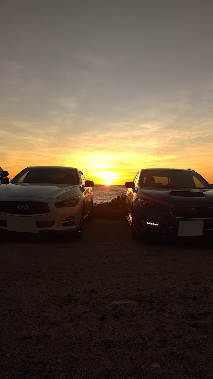 レヴォーグの海・笹川流れ・夕陽・スカイライン・初投稿に関するカスタム事例の投稿画像1枚目