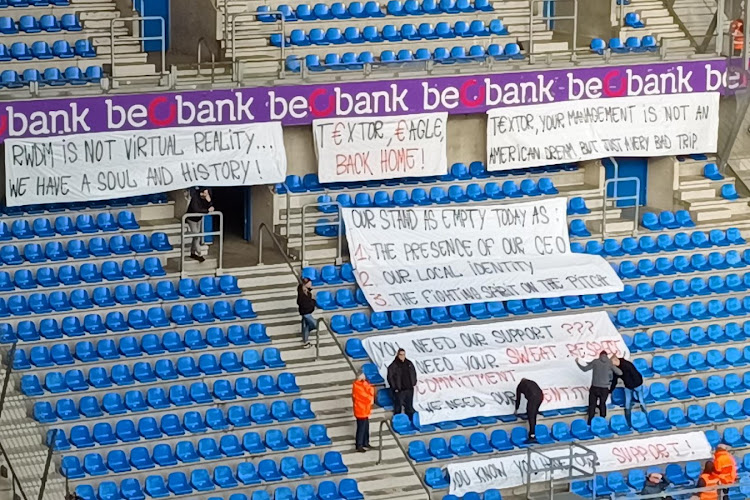 RWDM fans onvrede spandoeken