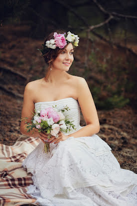 Fotógrafo de casamento Aleksandr Rostemberskiy (alros). Foto de 13 de outubro 2015