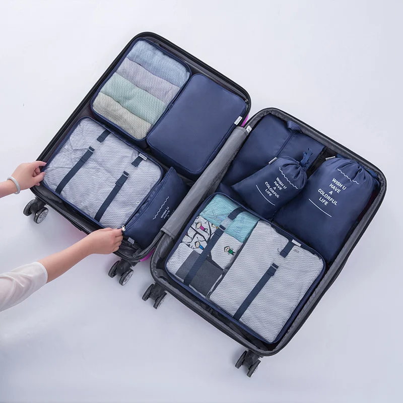 Ensemble de 8 sacs de rangement de voyage imperméables Organisez vos bagages et protégez-les de l'humidité avec ce set pratique et durable.