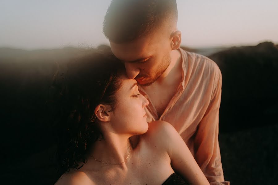 Fotografo di matrimoni Francesco Rossi (francescorossitr). Foto del 28 agosto 2020