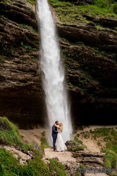 Fotografo di matrimoni Richárd Deutsch (ricciohu). Foto del 9 agosto 2023